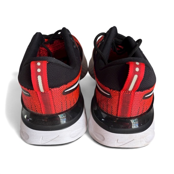 Nike React Infinity Run Flyknit 2 Tennis Shoes, Mens 10.5 - Picture 3 of 6